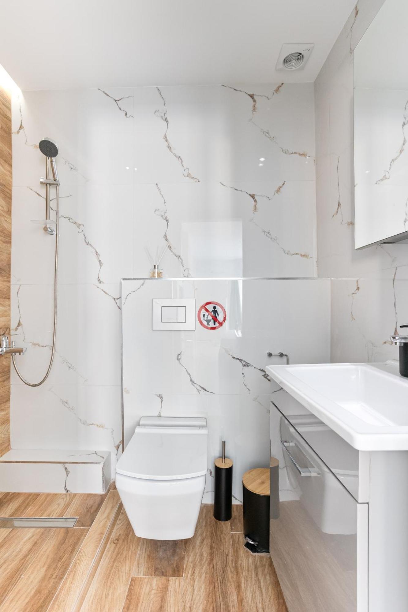 New Luxury Apartment In Downtown 테살로니키 외부 사진